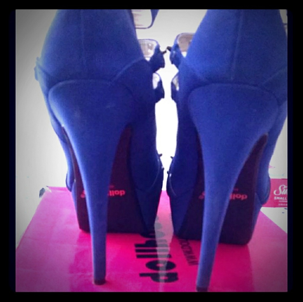 Dollhouse shoe
